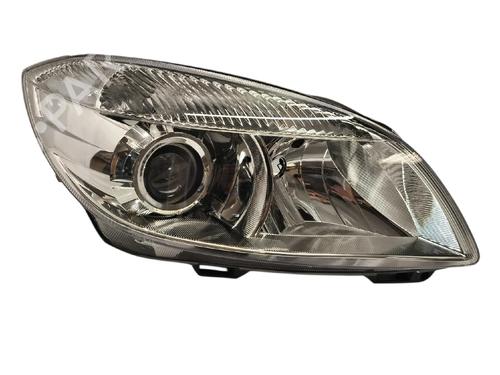 Used Right headlight Right headlight SKODA FABIA II (542) 1.6 TDI (75 hp) 36095746 36095746