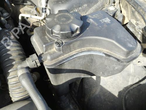expansion-tank-bmw-1-e87-2003-2004-2005-2006-2007-2008-2009-2010-2011-2012-2013-36282426 main image