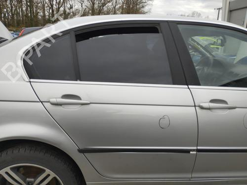 Używane Drzwi tylne prawe BMW 3 (E46) 320 d (150 hp) 30903742