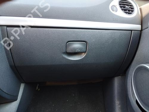 Handskerum RENAULT CLIO III (BR0/1, CR0/1) 1.5 dCi (BR17, CR17) (86 hp) 27399122