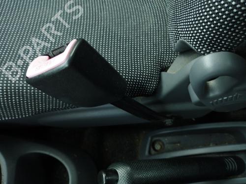 Engache cinturón Engache cinturón PEUGEOT 107 (PM_, PN_) 1.0 (68 hp) 33890510 33890510