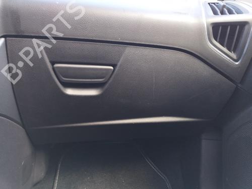 Used Glove box FORD FOCUS III 1.6 EcoBoost (150 hp) 28384332
