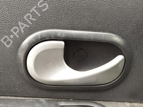 front-left-interior-door-handle-renault-clio-iii-br01-cr01-2005-2006-2007-2008-2009-2010-2011-2012-2013-2014-32668654 main image