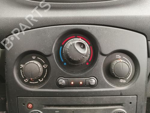 Used Climate control RENAULT CLIO III (BR0/1, CR0/1) 1.2 16V (BR02, BR0J, BR11, CR02, CR0J, CR11) (75 hp) 30774041