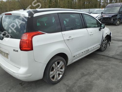 Front right exterior door handle PEUGEOT 5008 (0U_, 0E_) 2.0 HDi 150 / BlueHDi 150 | BP27075139C129 