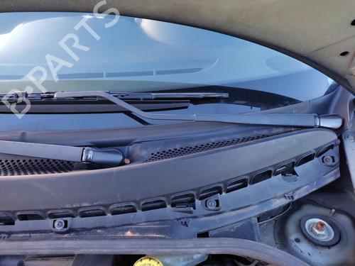 Used Front windshield wiper arm CITROËN C3 I (FC_, FN_) 1.1 i (60 hp) 27080928