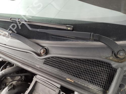 Used Front windshield wiper arm RENAULT CLIO IV (BH_) 0.9 TCe 90 (BHNF, BHMA, BHMH, BHJK, BHJR) (90 hp) 27802080