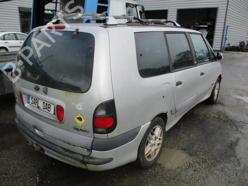 Left headlight RENAULT ESPACE III (JE0_) 2.2 dCi (JE0K) | BP27085937C28 