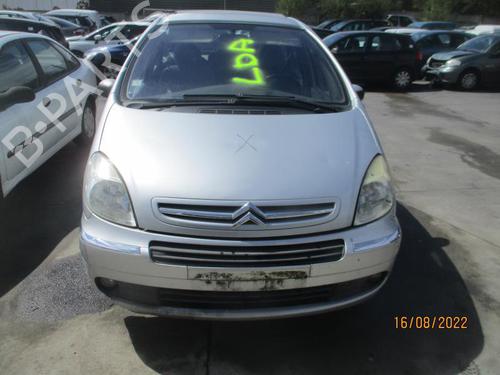 Used Right headlight Right headlight CITROËN XSARA PICASSO (N68) 1.6 HDi (90 hp) 27066583 27066583