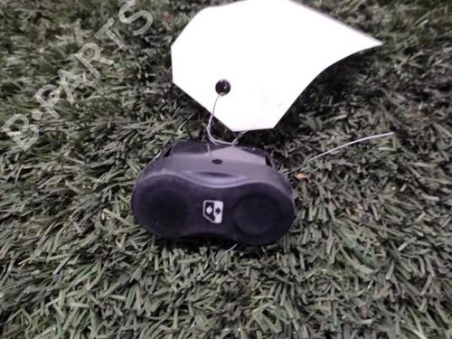 Used Right front window switch DACIA DUSTER (HS_) 1.5 dCi (86 hp) 27083453