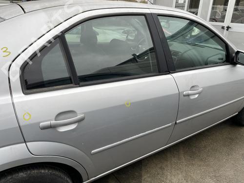 Used Rear right exterior door handle FORD MONDEO III Saloon (B4Y) 1.8 16V (110 hp) 27081522