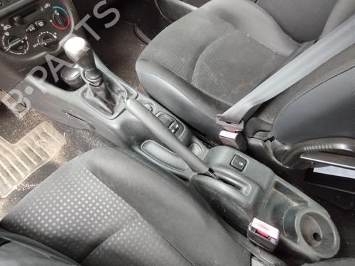 Console central PEUGEOT 206+ (2L_, 2M_) 1.4 HDi eco 70 (68 hp) 28109063