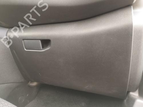 Handskerum Handskerum PEUGEOT 308 II (LB_, LP_, LW_, LH_, L3_) 1.2 THP 130 (131 hp) 33858085 33858085