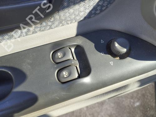 Used Left front window switch Left front window switch RENAULT LAGUNA I (B56_, 556_) 1.9 dTi (B56J) (98 hp) 32729723 32729723