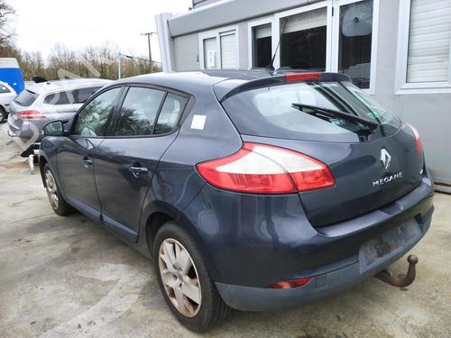 Used Rear axle RENAULT MEGANE III Hatchback (BZ0/1_, B3_) 1.5 dCi (BZ09, BZ0D, BZ1W, BZ29, BZ14) (110 hp) 27073636