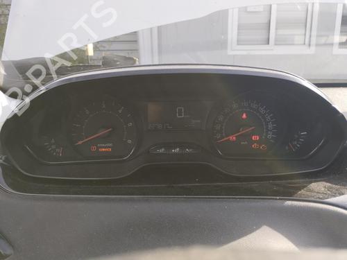 Used Instrument cluster PEUGEOT 208 I (CA_, CC_) 1.4 HDi (68 hp) 27054592