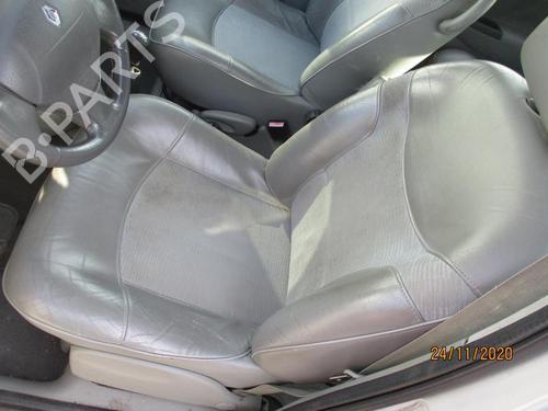 Left headlight RENAULT SCÉNIC I MPV (JA0/1_, FA0_) 1.6 (JA00, JA16, JA15, JA19, JA1V, JA2B, JA2C, JA0B,... | BP27085492C28 