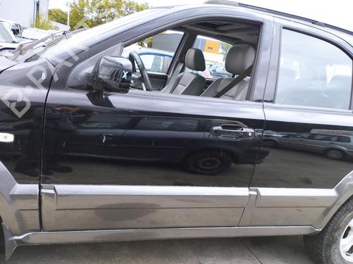 Used Left front door KIA SORENTO I (JC) 2.5 CRDi 4WD (140 hp) 27060205