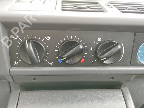 Climate control RENAULT CLIO I (B/C57_, 5/357_) 1.2 (B/C/S577) 7711130019