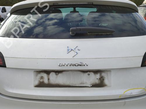 tailgate-trim-citroen-ds4-nx_-2011-2012-2013-2014-2015-39935446 main image