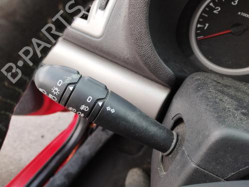 Used Steering column stalk Steering column stalk RENAULT CLIO II (BB_, CB_) 1.2 16V (BB05, BB0W, BB11, BB27, BB2T, BB2U, BB2V, CB05,... (75 hp) 31825473 31825473