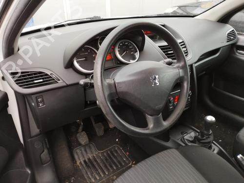 Used Dashboard PEUGEOT 207 (WA_, WC_) 1.6 HDi (90 hp) 31836272