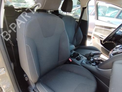 Used Right front seat FORD FOCUS III 1.6 EcoBoost (150 hp) 28384373