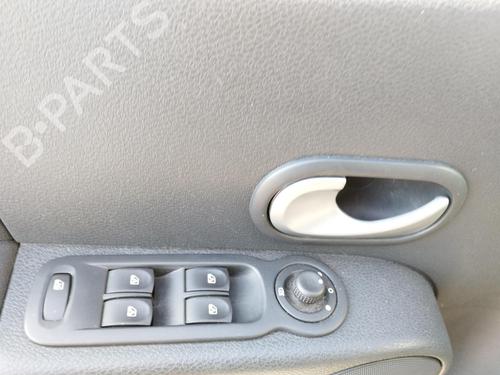 Used Left front window switch Left front window switch RENAULT MODUS / GRAND MODUS (F/JP0_) 1.5 dCi (JP0G, JP0H) (106 hp) 27066036 27066036