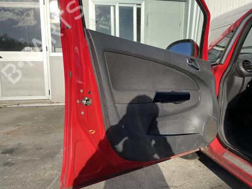 Used Front left lock OPEL CORSA D (S07) 1.3 CDTI (L08, L68) (90 hp) 27081596