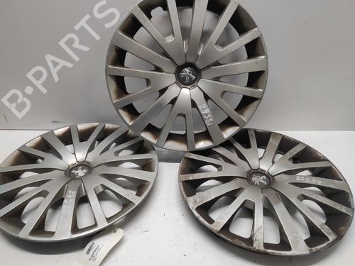 Używane Kołpak PEUGEOT 308 II (LB_, LP_, LW_, LH_, L3_) 1.6 HDi / BlueHDi 115 (115 hp) 27058608