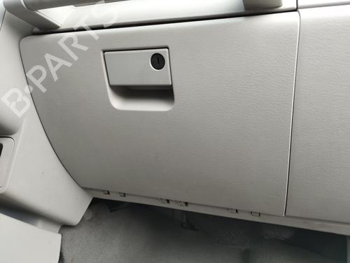 Used Glove box Glove box CHRYSLER PT CRUISER (PT_) 2.2 CRD (150 hp) 33682543 33682543