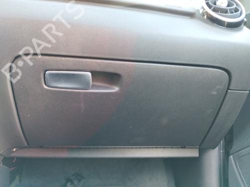 Used Glove box AUDI A1 Sportback (8XA, 8XF) 1.4 TFSI (122 hp) 28976508