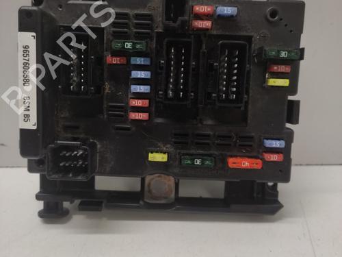 Used Fuse box Fuse box PEUGEOT 807 (EB_) 2.0 HDi (107 hp) 27053976 27053976