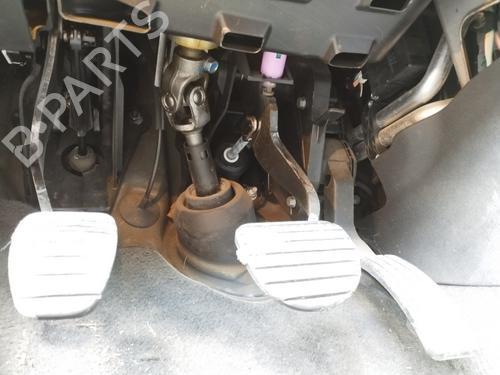 Used Steering column Steering column RENAULT LAGUNA III (BT0/1) 1.5 dCi (BT00, BT0A, BT0T, BT1J) (110 hp) 33682349 33682349