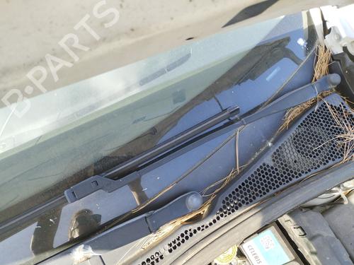 Used Front windshield wiper arm PEUGEOT 208 I (CA_, CC_) 1.4 HDi (68 hp) 27802159
