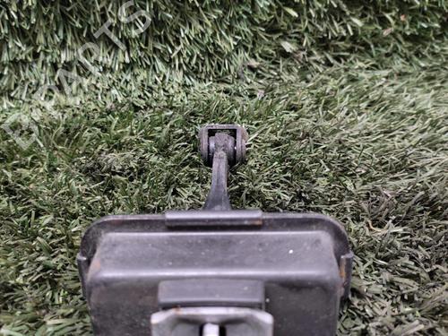 Used Hinge/Door check strap PEUGEOT 208 I (CA_, CC_) 1.4 HDi (68 hp) 27054414