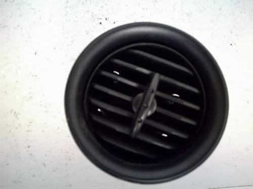Used Air vent SEAT IBIZA III (6L1) 1.4 16V (75 hp) 27061932