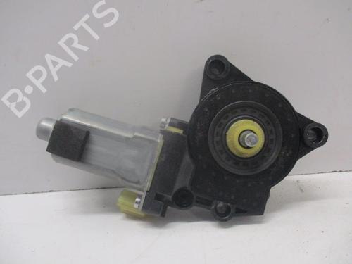Used Left rear window motor HYUNDAI i30 (FD) 1.6 CRDi (90 hp) 27066910