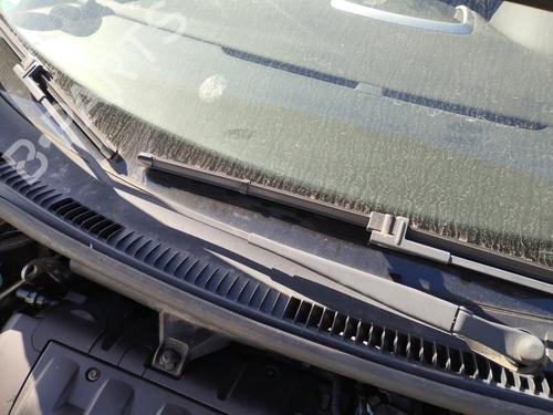Used Front windshield wiper arm PEUGEOT 207 (WA_, WC_) 1.4 16V (95 hp) 29359466