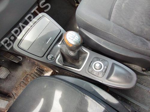 Console centrale Console centrale RENAULT ESPACE IV (JK0/1_) 2.0 dCi (JK02, JK03) (131 hp) 34368080 34368080