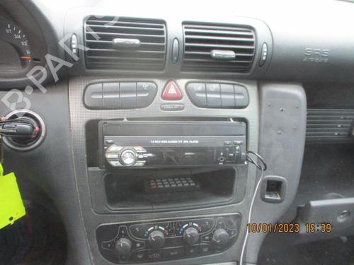 Used Warning switch MERCEDES-BENZ C-CLASS (W203) C 220 CDI (203.006) (136 hp) 27802253
