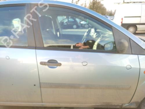Used Right front door FORD FIESTA V (JH_, JD_) 1.4 TDCi (68 hp) 27076635