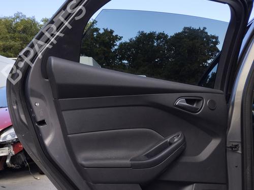 Venstre bagtil lås FORD FOCUS III 1.6 EcoBoost (150 hp) 28384370