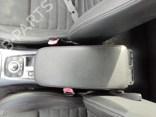 Used Seat buckle RENAULT LAGUNA III Grandtour (KT0/1) 2.0 dCi (KT01, KT08, KT09, KT0K, KT12, KT1D, KT1W) (150 hp) 27049637