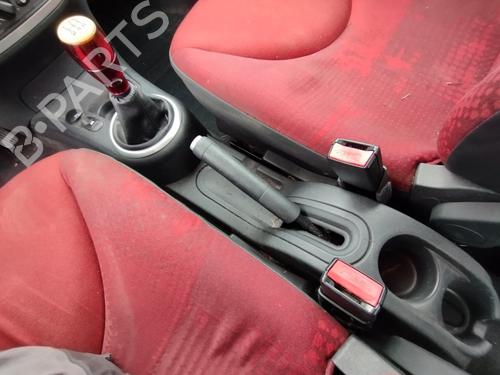 Console centrale Console centrale CITROËN C2 (JM_) 1.1 (60 hp) 33724858 33724858