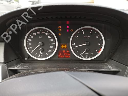 Used Instrument cluster BMW 5 Touring (E61) 525 i (192 hp) 29550879