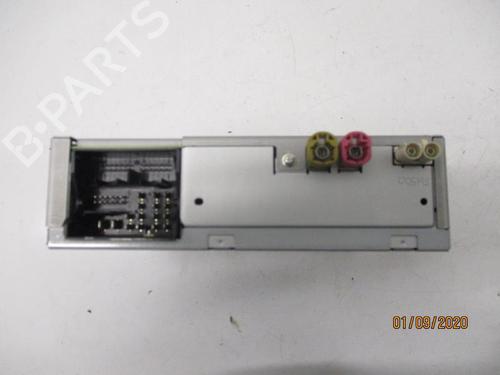 Used Radio Radio VW GOLF VII (5G1, BQ1, BE1, BE2) 1.4 TSI (140 hp) 27056055 27056055
