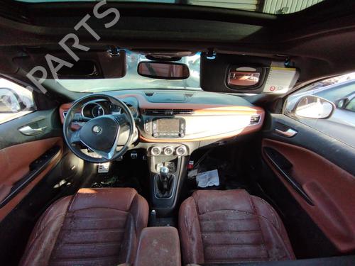 Dashboard ALFA ROMEO GIULIETTA (940_) 1.6 JTDM (940FYB11, 940FYB1A, 940FYF11, 940FYF1A) | BP27071930C46  - Image 8