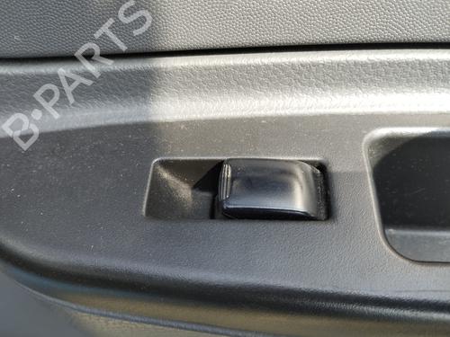 Used Left front window switch CHEVROLET MATIZ (M200, M250) 0.8 (52 hp) 28117788