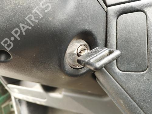 Used Ignition barrel PEUGEOT 106 I (1A, 1C) 1.0 (45 hp) 27042368